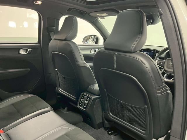 ＸＣ４０ Ｂ４　ＡＷＤ　Ｒデザイン　２０２１年モデル／禁煙車／ハーマンカードン／ボルボインテリセーフ／Ｈレザーシート（ヒーター付）／サンルーフ／純正ナビ／フルセグＴＶ／全方位カメラ／クルコン／前後ドラレコ／ＬＥＤヘッド／純正１９アルミ（55枚目）