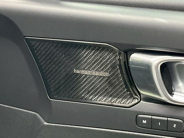 ＸＣ４０ Ｂ４　ＡＷＤ　Ｒデザイン　２０２１年モデル／禁煙車／ハーマンカードン／ボルボインテリセーフ／Ｈレザーシート（ヒーター付）／サンルーフ／純正ナビ／フルセグＴＶ／全方位カメラ／クルコン／前後ドラレコ／ＬＥＤヘッド／純正１９アルミ（62枚目）