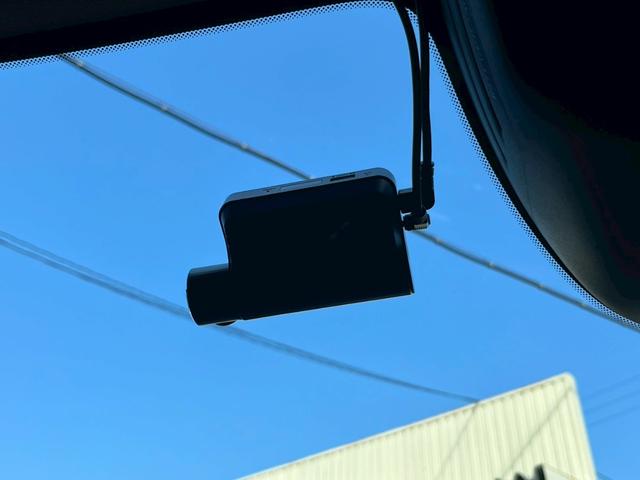 ＸＣ４０ Ｂ４　ＡＷＤ　Ｒデザイン　２０２１年モデル／禁煙車／ハーマンカードン／ボルボインテリセーフ／Ｈレザーシート（ヒーター付）／サンルーフ／純正ナビ／フルセグＴＶ／全方位カメラ／クルコン／前後ドラレコ／ＬＥＤヘッド／純正１９アルミ（75枚目）