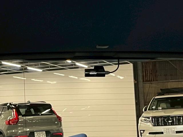 ＸＣ４０ Ｂ４　ＡＷＤ　Ｒデザイン　２０２１年モデル／禁煙車／ハーマンカードン／ボルボインテリセーフ／Ｈレザーシート（ヒーター付）／サンルーフ／純正ナビ／フルセグＴＶ／全方位カメラ／クルコン／前後ドラレコ／ＬＥＤヘッド／純正１９アルミ（76枚目）