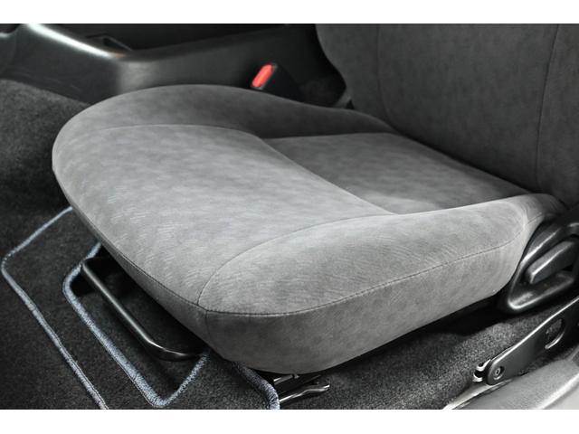 ハイエースワゴン グランドキャビン 10人乗り/社外ナビ(NSCN-W68)/フルセグTV/バックカメラ/スマートキー/プッシュスタート/オートライト/ETC/社外15インチアルミホイール(45枚目)