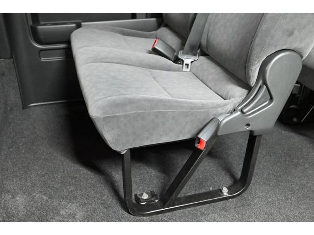 ハイエースワゴン グランドキャビン 10人乗り/社外ナビ(NSCN-W68)/フルセグTV/バックカメラ/スマートキー/プッシュスタート/オートライト/ETC/社外15インチアルミホイール(49枚目)