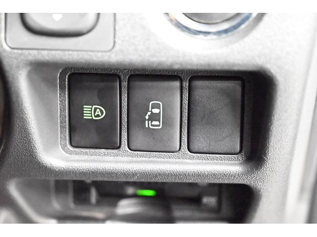 ハイエースワゴン グランドキャビン 10人乗り/社外ナビ(NSCN-W68)/フルセグTV/バックカメラ/スマートキー/プッシュスタート/オートライト/ETC/社外15インチアルミホイール(67枚目)