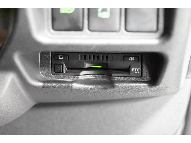 ハイエースワゴン グランドキャビン 10人乗り/社外ナビ(NSCN-W68)/フルセグTV/バックカメラ/スマートキー/プッシュスタート/オートライト/ETC/社外15インチアルミホイール(68枚目)