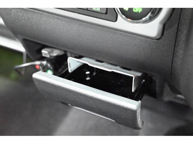 ハイエースワゴン グランドキャビン 10人乗り/社外ナビ(NSCN-W68)/フルセグTV/バックカメラ/スマートキー/プッシュスタート/オートライト/ETC/社外15インチアルミホイール(76枚目)