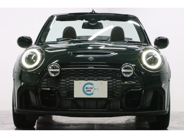 ＭＩＮＩ ジョンクーパーワークス　コンバーチブル　ＪＣＷトリム　ＪＣＷトリム／禁煙車／電動オープン／Ａｐｐｌｅ　ＣａｒＰｌａｙ／ＵＳＢ接続可／バックカメラ／Ｈレザーシート（ヒーター付）／クルコン／クリアランスソナー／ＥＴＣ／ＬＥＤヘッド／純正１７アルミ／赤キャリパ（27枚目）