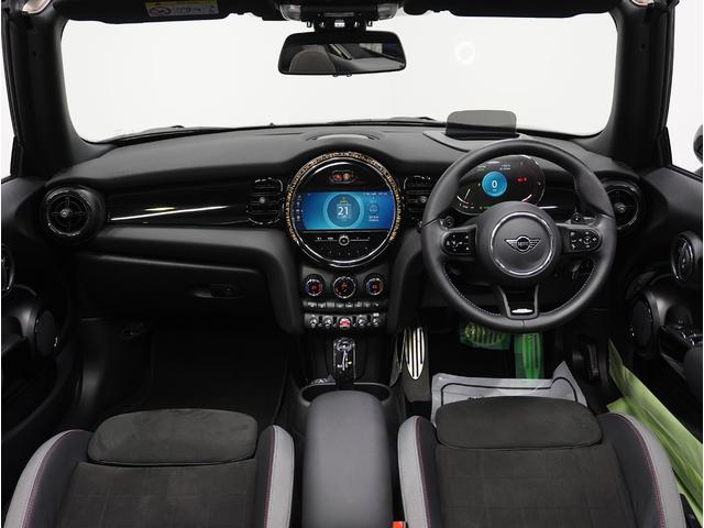 ＭＩＮＩ ジョンクーパーワークス　コンバーチブル　ＪＣＷトリム　ＪＣＷトリム／禁煙車／電動オープン／Ａｐｐｌｅ　ＣａｒＰｌａｙ／ＵＳＢ接続可／バックカメラ／Ｈレザーシート（ヒーター付）／クルコン／クリアランスソナー／ＥＴＣ／ＬＥＤヘッド／純正１７アルミ／赤キャリパ（49枚目）