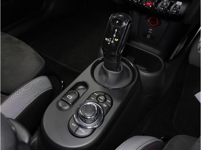 ＭＩＮＩ ジョンクーパーワークス　コンバーチブル　ＪＣＷトリム　ＪＣＷトリム／禁煙車／電動オープン／Ａｐｐｌｅ　ＣａｒＰｌａｙ／ＵＳＢ接続可／バックカメラ／Ｈレザーシート（ヒーター付）／クルコン／クリアランスソナー／ＥＴＣ／ＬＥＤヘッド／純正１７アルミ／赤キャリパ（79枚目）