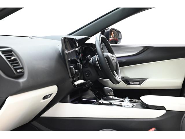 �y���Ђɂ��āz�P�X�U�V�N�n�Ɗ�����Ѓ��[�h�J�[���Q�O�Q�O�N�P��������Ђv���b�����b�n�q�d�֎Ж��ύX�v���܂����B�񔼐��I�̒m���E�o�������ɂ������i���Ȃ��Ԃ̂ݔ̔������Ē����Ă���܂��B