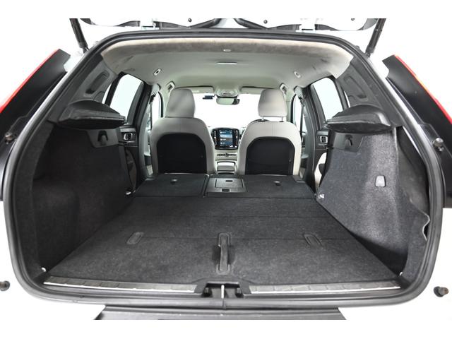ＸＣ４０ アルティメット　Ｂ４　ＡＷＤ　２０２３年モデル／レザーシート（ヒーター付）／ハーマンカードン／ボルボインテリセーフ／全方位カメラ／Ｇｏｏｇｌｅナビ／Ｐバックドア／前後ドラレコ／クルコン／ＥＴＣ／純正１９アルミ／ＬＥＤヘッドライト（33枚目）