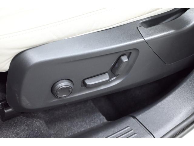 ＸＣ４０ アルティメット　Ｂ４　ＡＷＤ　２０２３年モデル／レザーシート（ヒーター付）／ハーマンカードン／ボルボインテリセーフ／全方位カメラ／Ｇｏｏｇｌｅナビ／Ｐバックドア／前後ドラレコ／クルコン／ＥＴＣ／純正１９アルミ／ＬＥＤヘッドライト（52枚目）