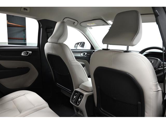 ＸＣ４０ アルティメット　Ｂ４　ＡＷＤ　２０２３年モデル／レザーシート（ヒーター付）／ハーマンカードン／ボルボインテリセーフ／全方位カメラ／Ｇｏｏｇｌｅナビ／Ｐバックドア／前後ドラレコ／クルコン／ＥＴＣ／純正１９アルミ／ＬＥＤヘッドライト（56枚目）