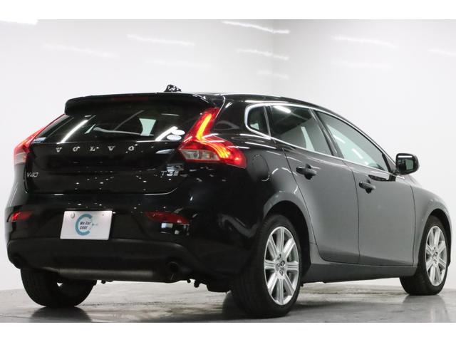 �y�S�ԗ��ɕi���]�����L��z�W�����q�͑�O�ҋ@�ւ̍���m���S��]�����s�Ȃ��Ă���܂��B���q�̏�Ԃ�L�Y�̗L���ȂǁA�]�����ɂĂ��m�F�����܂��B