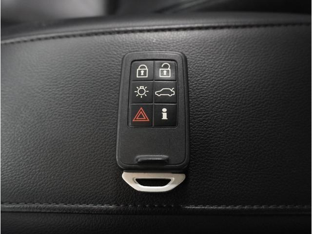 �y�O��I�ȃN���[�j���O�z���Ђɂ̓N���[�j���O��p�X�y�[�X�A�ꑮ�`�[�������݂��A���Ɏ��͗l�X�ȏ�Ԃ̂��Ԃ�S�ēO��I�Ɏd�グ�Ă���܂��B���񂲎��g�̖ڂł��̃N�I���e�B�����m�F�������܂��B