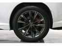 【買取直売のメリット】通常中古車の流通にかかるマージンを大幅にカット出来るので他社の同年式と比べて魅力的な価格が実現できます。また、過去の車歴まで把握することができ状態の良いお車に厳選した展示が可能で