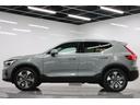 【買取直売のメリット】通常中古車の流通にかかるマージンを大幅にカット出来るので他社の同年式と比べて魅力的な価格が実現できます。また、過去の車歴まで把握することができ状態の良いお車に厳選した展示が可能で