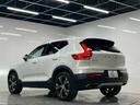 ＸＣ４０ Ｔ４　ＡＷＤ　インスクリプション　２０２０年モデル／禁煙車／ホワイトレザーシート（ヒーター付）／サンルーフ／ハーマンカードン／ボルボインテリセーフ／純正ナビ／フルセグＴＶ／全方位カメラ／Ｐバックドア／純正１９アルミ／ＬＥＤヘッド（5枚目）