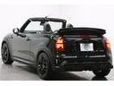 ジョンクーパーワークス　コンバーチブル　ＪＣＷトリム　ＪＣＷトリム／禁煙車／電動オープン／Ａｐｐｌｅ　ＣａｒＰｌａｙ／ＵＳＢ接続可／バックカメラ／Ｈレザーシート（ヒーター付）／クルコン／クリアランスソナー／ＥＴＣ／ＬＥＤヘッド／純正１７アルミ／赤キャリパ（20枚目）