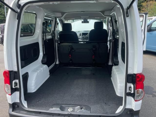 日産 ＮＶ２００バネットバン