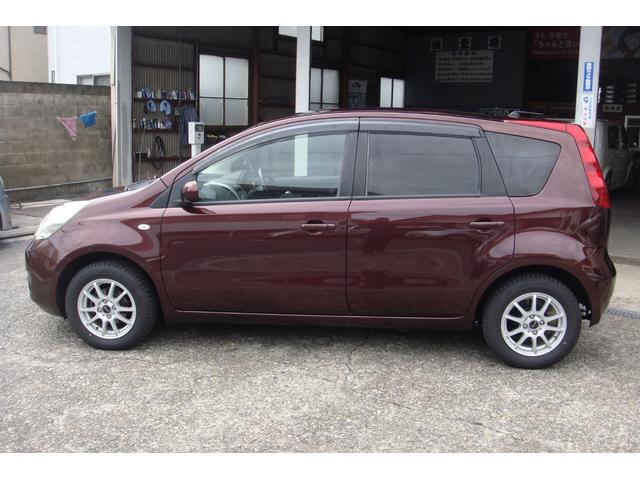 ノート 15G ナビ ワンセグTV CD/DVD再生 ミュージックサーバ ETC スマートキー オートライト 盗難防止システム 衝突安全ボディ ABS 運転席・助手席エアバッグ エアコンパワステ パワーウィンドウ(6枚目)