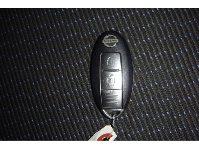 ノート 15G ナビ ワンセグTV CD/DVD再生 ミュージックサーバ ETC スマートキー オートライト 盗難防止システム 衝突安全ボディ ABS 運転席・助手席エアバッグ エアコンパワステ パワーウィンドウ(24枚目)