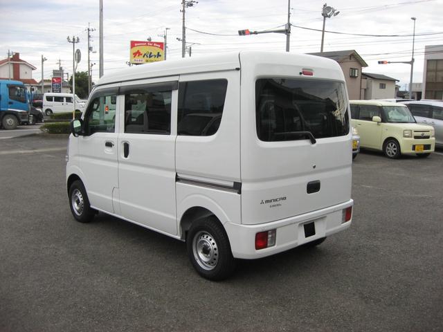 ミニキャブバン Ｅ　２ＷＤ・ＡＴ・エアコン・パワステ・オーバーヘッドシェルフ・オートライト・バックソナー（9枚目）