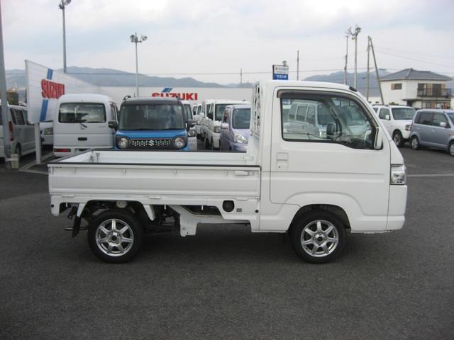 アクティトラック タウン AT・2WD・CD・エアコン・パワステ・Wエアバッグ・キーレス・社外アルミホイール・荷台ランプ(12枚目)