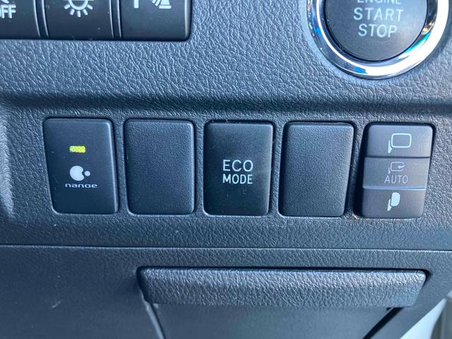 ヴェルファイア ２．４Ｚ　ゴールデンアイズＩＩ　ＥＴＣ　バックカメラ　ナビ　ＴＶ　クリアランスソナー　オートクルーズコントロール　両側電動スライドドア　オートライト　ＨＩＤ　電動リアゲート　スマートキー　電動格納ミラー　後席モニター　３列シート（12枚目）