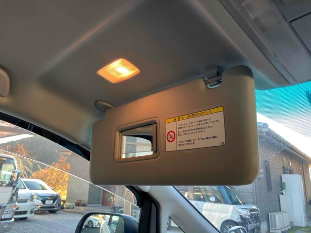 ヴェルファイア ２．４Ｚ　ゴールデンアイズＩＩ　ＥＴＣ　バックカメラ　ナビ　ＴＶ　クリアランスソナー　オートクルーズコントロール　両側電動スライドドア　オートライト　ＨＩＤ　電動リアゲート　スマートキー　電動格納ミラー　後席モニター　３列シート（53枚目）