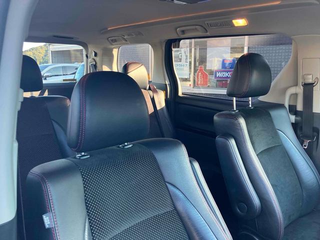 ヴェルファイア ２．４Ｚ　ゴールデンアイズＩＩ　ＥＴＣ　バックカメラ　ナビ　ＴＶ　クリアランスソナー　オートクルーズコントロール　両側電動スライドドア　オートライト　ＨＩＤ　電動リアゲート　スマートキー　電動格納ミラー　後席モニター　３列シート（68枚目）