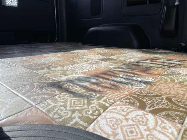 ハイエースバン ロングスーパーＧＬ　マットチャン　マット塗装　艶消し全塗装　ラプターライナー　プッシュスタート　丸目ヘッドライト　１６インチアルミ　丸目ハイエース　グリルガード　テールガード　社外ＬＥＤヘッドライト球　パワースライドドア（65枚目）