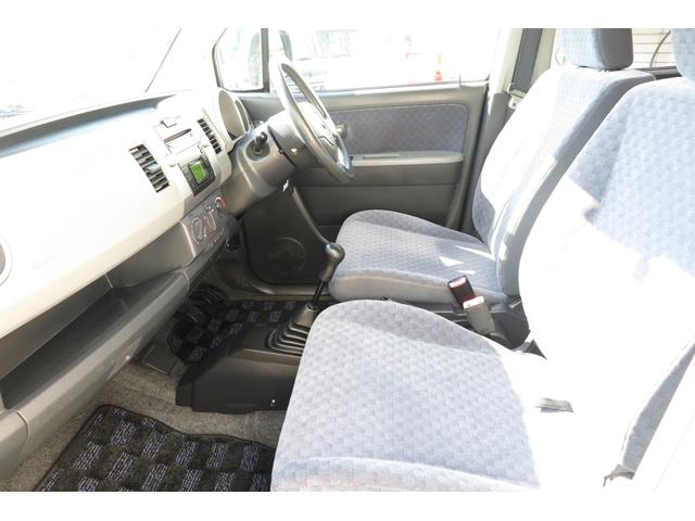 ワゴンＲ ＦＸ　５速マニュアル車　走行２．７万ｋｍ　純正ＣＤプレーヤー　全席パワーウィンドウ　電動格納ミラー　ベンチシート　エアコン　ワイヤレスキー（7枚目）