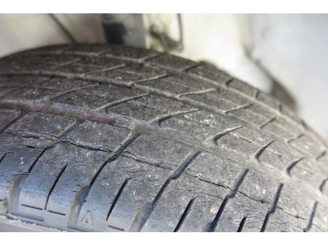 ワゴンＲ ＦＸ　５速マニュアル車　走行２．７万ｋｍ　純正ＣＤプレーヤー　全席パワーウィンドウ　電動格納ミラー　ベンチシート　エアコン　ワイヤレスキー（28枚目）