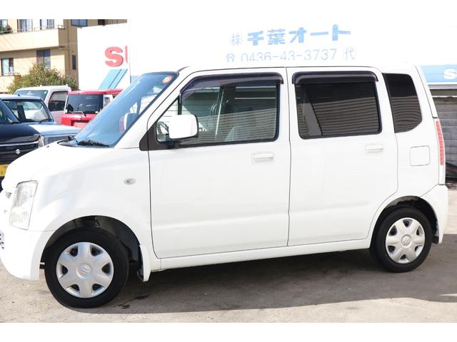 ワゴンＲ ＦＸ　５速マニュアル車　走行２．７万ｋｍ　純正ＣＤプレーヤー　全席パワーウィンドウ　電動格納ミラー　ベンチシート　エアコン　ワイヤレスキー（32枚目）