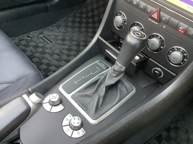 SLK SLK200コンプレッサー 後期モデル・禁煙車・純正HDDナビ・Bluetooth・黒革メモリーパワーシート左右・エアースカー(11枚目)