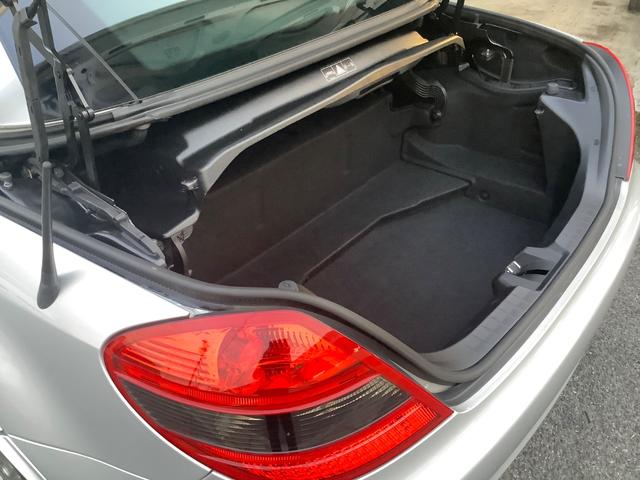 SLK SLK200コンプレッサー 後期モデル・禁煙車・純正HDDナビ・Bluetooth・黒革メモリーパワーシート左右・エアースカー(20枚目)