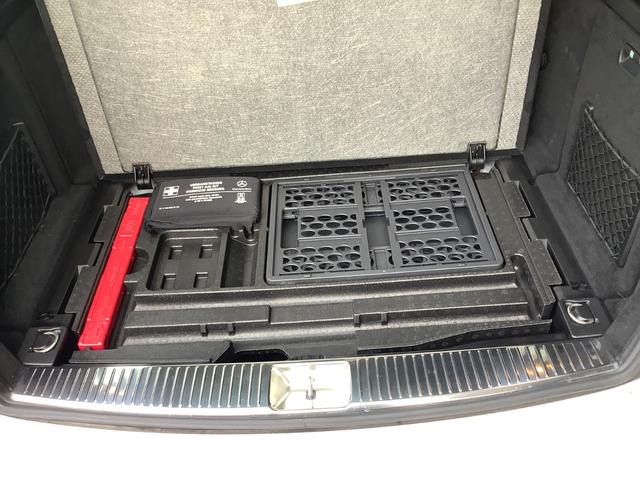 Cクラスステーションワゴン C200ブルーエフィシェンシーワゴンアバンG 禁煙車・後期モデル・AMGスポーツPKG純正ナビTVフルセグ・バックモニター・Bluetooth・メモリーパワーシート前席・電動ランバーサポート・パドルシフト・クルーズコントロール・電動チルトハンドル(32枚目)