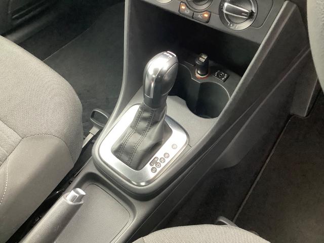 ポロ TSIコンフォートライン 管理ユーザー下取車・禁煙車・カロッツェリアナビ・フルセグTV・Bluetooth(11枚目)