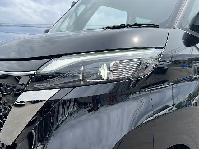 ハイウェイスターX アーバンクロム プロパイロットエディショ 登録済未使用車 ハンズフリー両側電動スライドドア 快適パックA アダプティブLEDヘッドライト 全周囲カメラ 電動パーキングブレーキ オートブレーキホールド プロパイロット 防水シート 電格ドアミラー(17枚目)