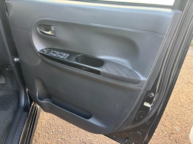 タント カスタムＲＳ　トップエディションＳＡ　純正８インチナビ　両側パワースライド　バックモニター　フルセグＴＶ　Ｂｌｕｅｔｏｏｔｈ　ＥＴＣ　ドラレコ　スマートアシスト　スマートキー　ＬＥＤヘッドライト　純正１５インチ（16枚目）