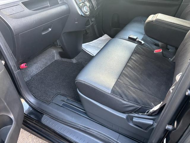 タント カスタムＲＳ　トップエディションＳＡ　純正８インチナビ　両側パワースライド　バックモニター　フルセグＴＶ　Ｂｌｕｅｔｏｏｔｈ　ＥＴＣ　ドラレコ　スマートアシスト　スマートキー　ＬＥＤヘッドライト　純正１５インチ（17枚目）