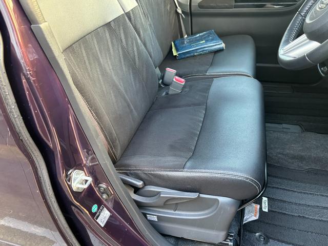 タント カスタムＲＳ　トップエディションＳＡＩＩ　純正８インチメモリナビ　フルセグＴＶ　バックモニター　両側パワースライドドア　ＥＴＣ　プッシュスタート　衝突軽減ブレーキ　ハーフレザー　アイドリングストップ（11枚目）