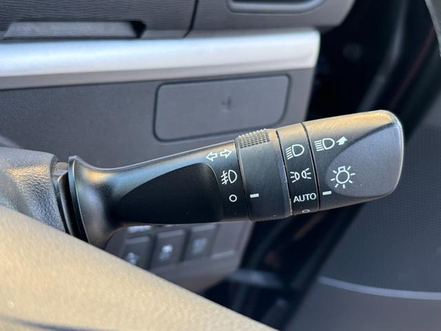 タント カスタムＲＳ　トップエディションＳＡＩＩ　純正８インチメモリナビ　フルセグＴＶ　バックモニター　両側パワースライドドア　ＥＴＣ　プッシュスタート　衝突軽減ブレーキ　ハーフレザー　アイドリングストップ（32枚目）