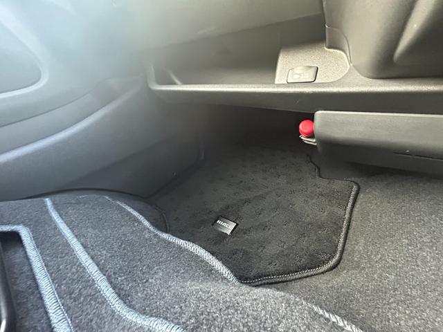 ハイエースバン スーパーGL ダークプライムII スーパーGL ダークプライムII レンタカーアップ車 ナビTV 後席モニター Bカメラ デジタルインナーミラー ETC スマートキー LED WエアB ハンドルリモコン スライド窓(23枚目)