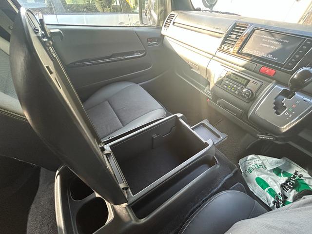 ハイエースバン スーパーGL ダークプライムII スーパーGL ダークプライムII レンタカーアップ車 ナビTV 後席モニター Bカメラ デジタルインナーミラー ETC スマートキー LED WエアB ハンドルリモコン スライド窓(27枚目)