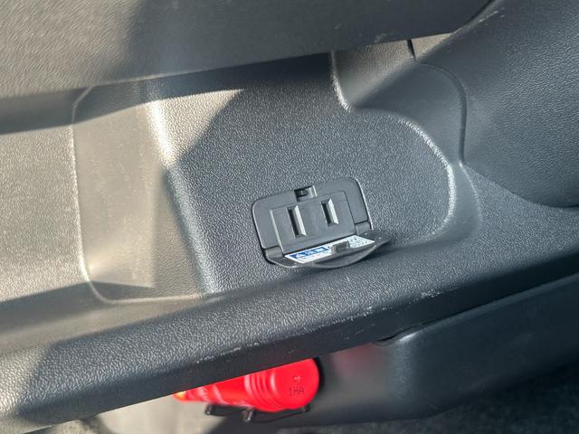 ハイエースバン スーパーGL ダークプライムII スーパーGL ダークプライムII レンタカーアップ車 ナビTV 後席モニター Bカメラ デジタルインナーミラー ETC スマートキー LED WエアB ハンドルリモコン スライド窓(46枚目)