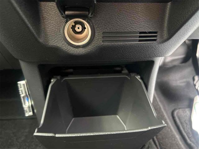 デイズ 　ＥＴＣ　全周囲カメラ　ナビ　ＴＶ　クリアランスソナー　スマートキー　アイドリングストップ　電動格納ミラー　ベンチシート　ＣＶＴ　アルミホイール　エアコン　パワーステアリング（9枚目）