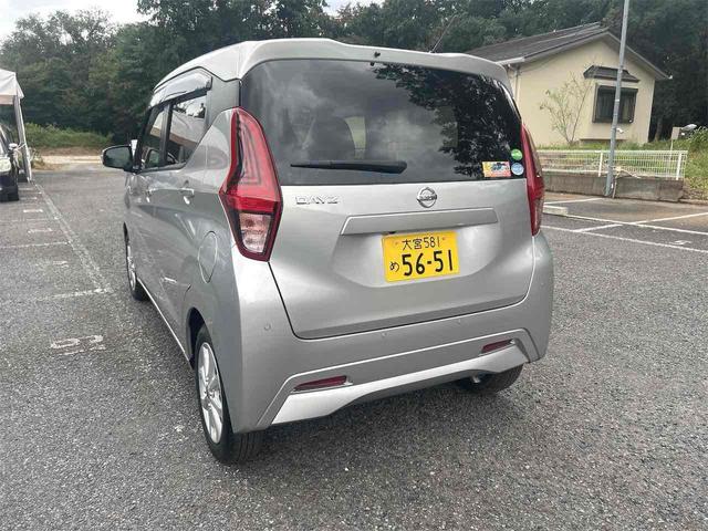 デイズ 　ＥＴＣ　全周囲カメラ　ナビ　ＴＶ　クリアランスソナー　スマートキー　アイドリングストップ　電動格納ミラー　ベンチシート　ＣＶＴ　アルミホイール　エアコン　パワーステアリング（21枚目）