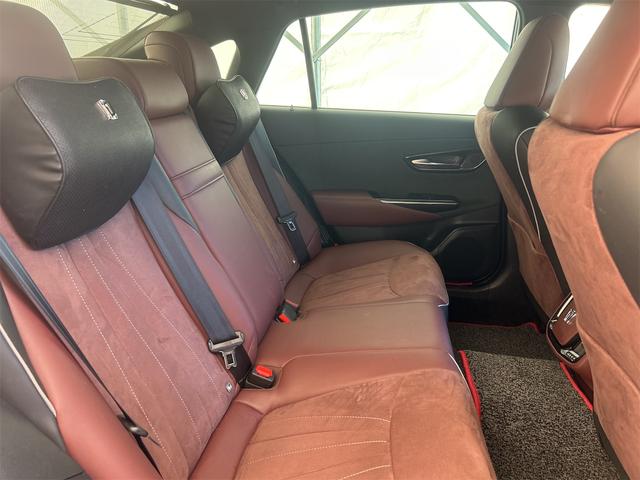 クラウンハイブリッド ＲＳアドバンス　ドライブレコーダー　クリアランスソナー　レーンアシスト　ナビ　ＴＶ　アルミホイール　オートマチックハイビーム　オートライト　ＣＶＴ　シートヒーター　スマートキー　電動格納ミラー　パワーシート　ＵＳＢ（13枚目）