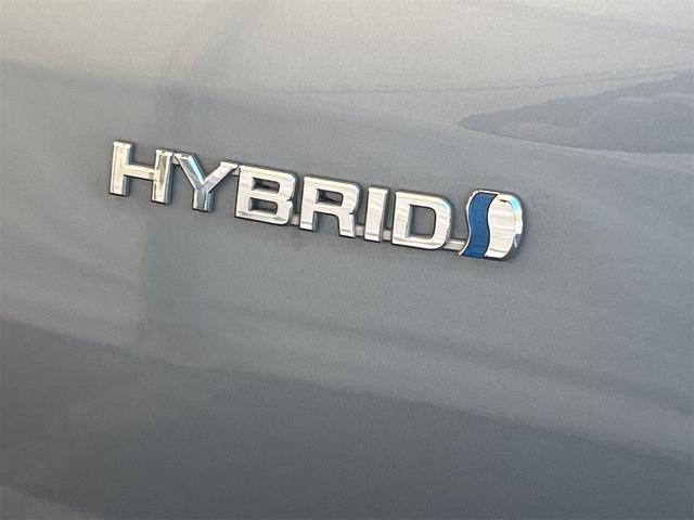 クラウンハイブリッド ＲＳアドバンス　ドライブレコーダー　クリアランスソナー　レーンアシスト　ナビ　ＴＶ　アルミホイール　オートマチックハイビーム　オートライト　ＣＶＴ　シートヒーター　スマートキー　電動格納ミラー　パワーシート　ＵＳＢ（39枚目）